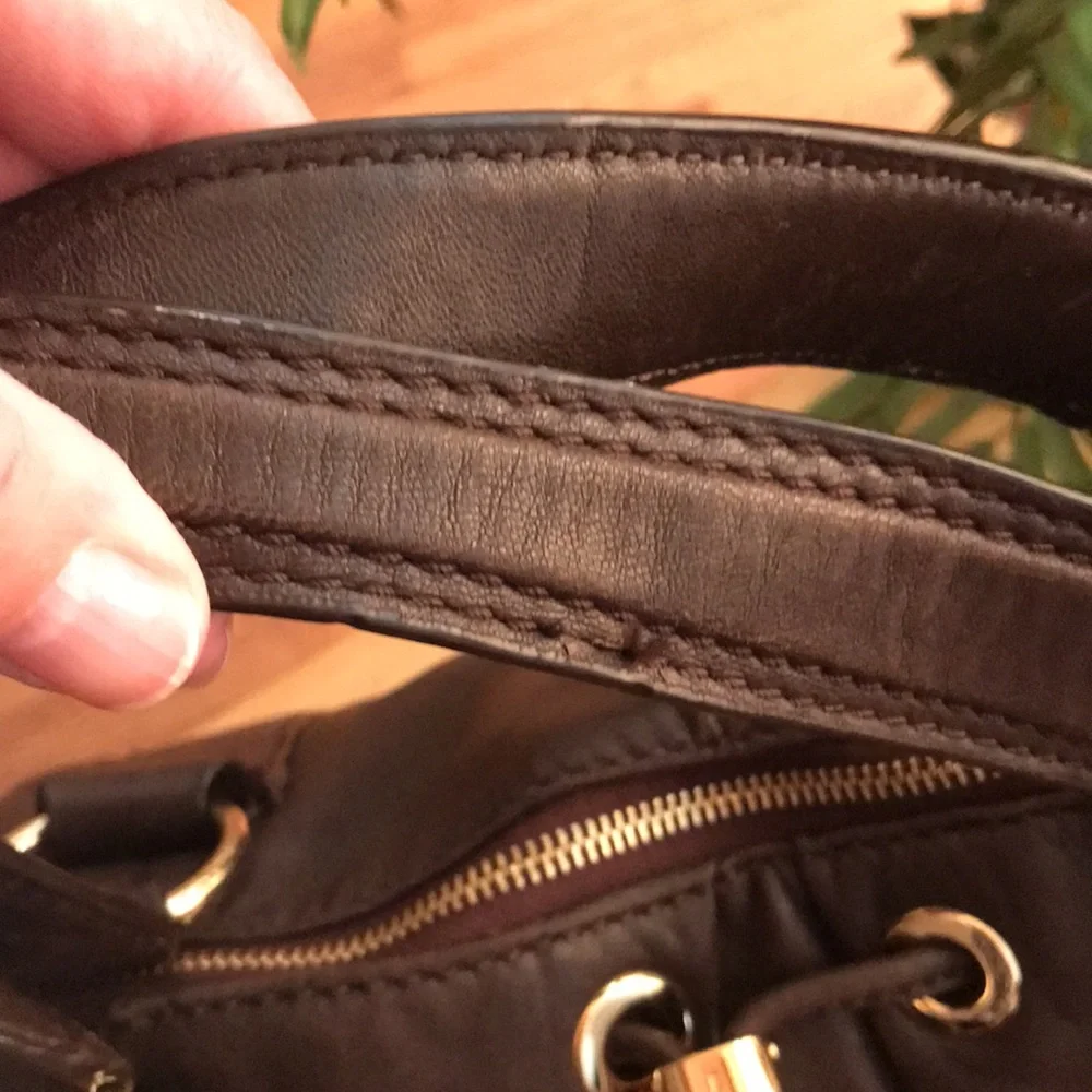 MICHAEL KORS butter soft brown leather purse. EUC - Picture 9 of 13